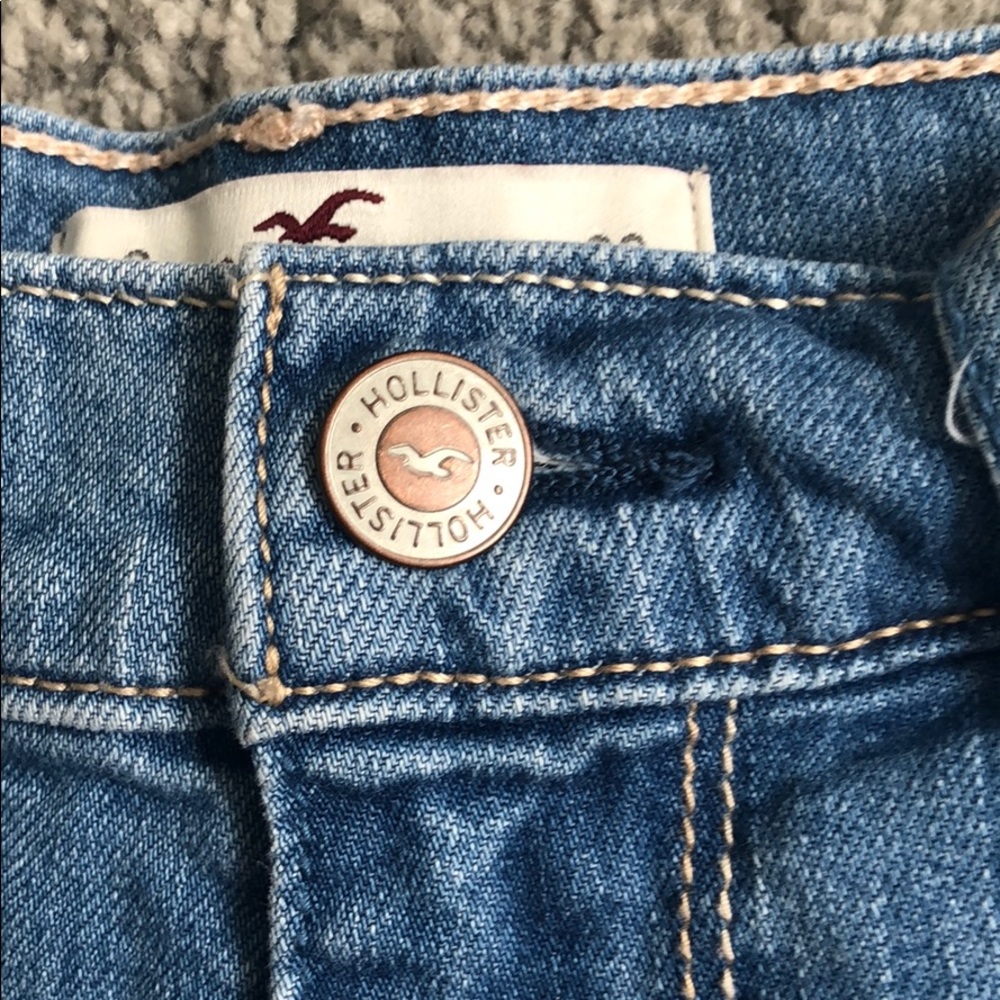 π΄ Hollister High waisted Jean Shorts - Picture 5 of 6